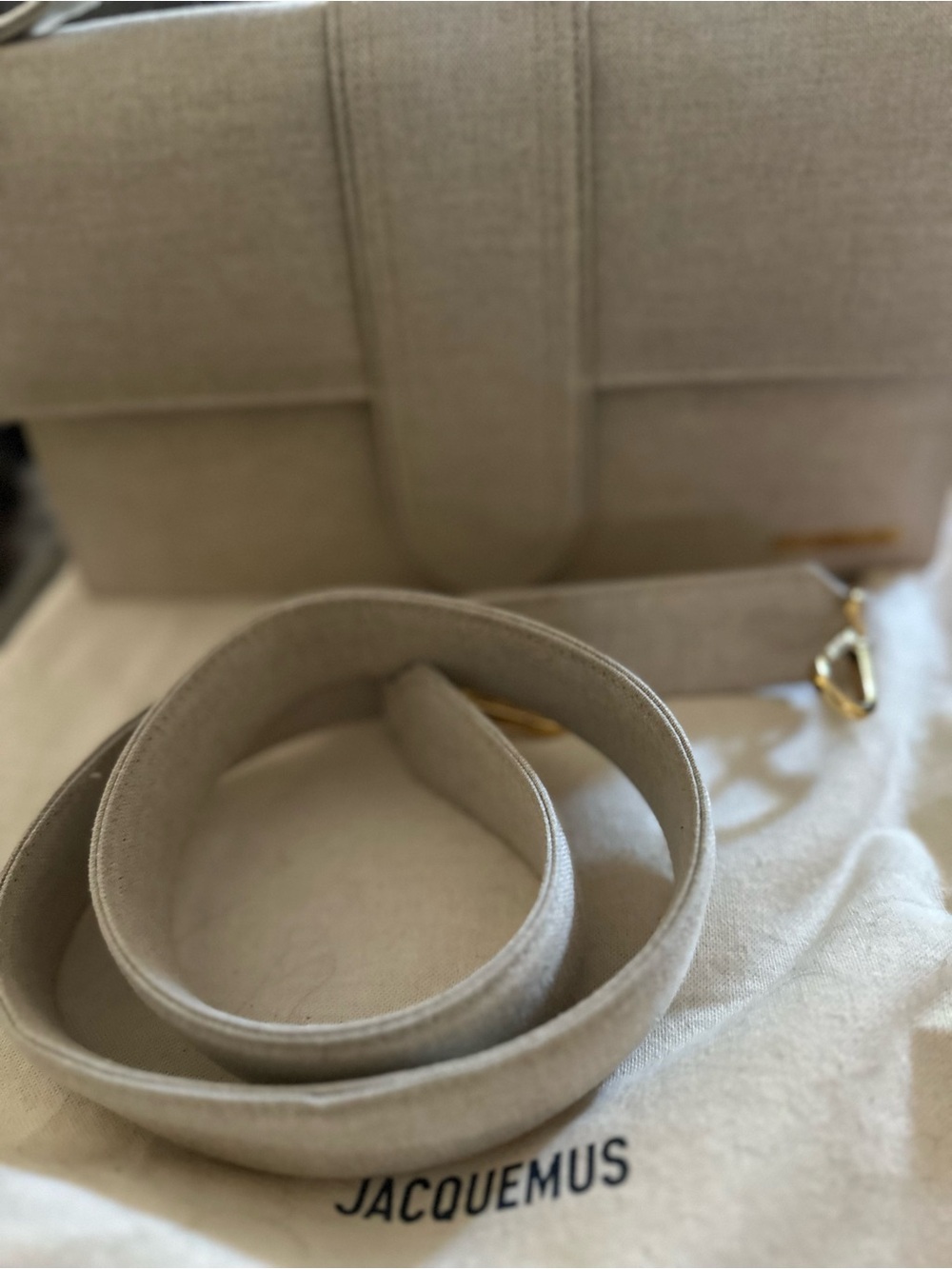Jacquemus Beige Canvas Crossbody Bag with Gold Hardware - Picture 4 of 7